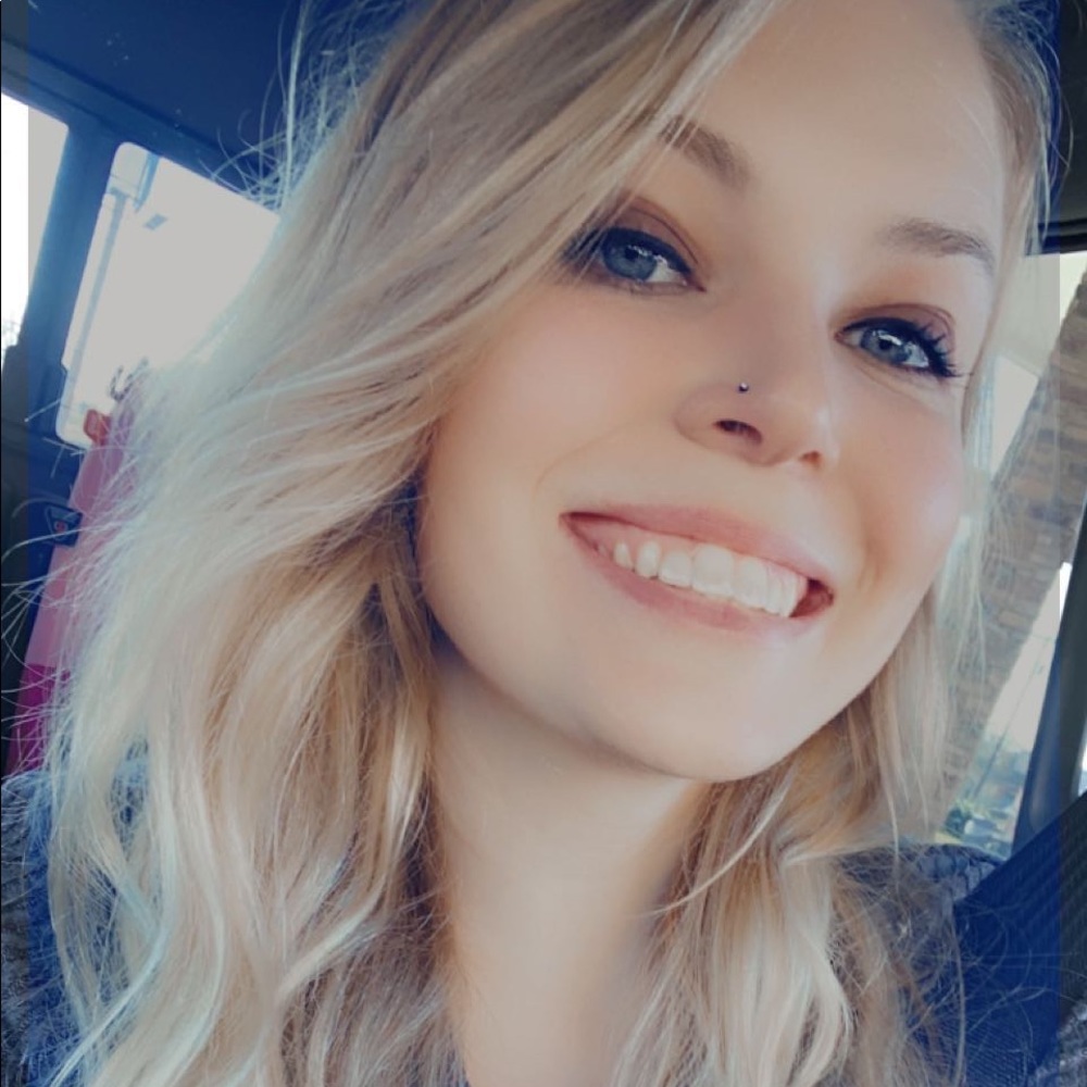 Meet your posher, Emily